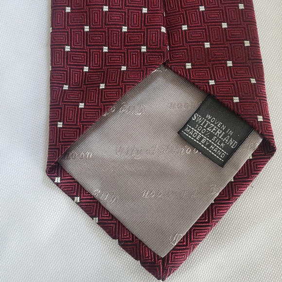 City of London By Ferrell Reed Red Tie - Picture 6 of 8